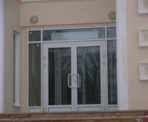 Алюминиевые входные двери в Минске