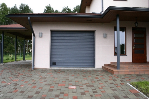 Секционные гаражные ворота 3000 x 2500 мм